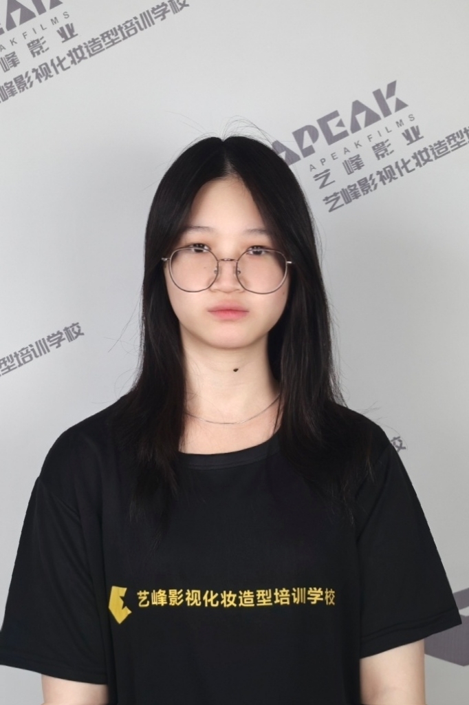 雷文婷 全科班