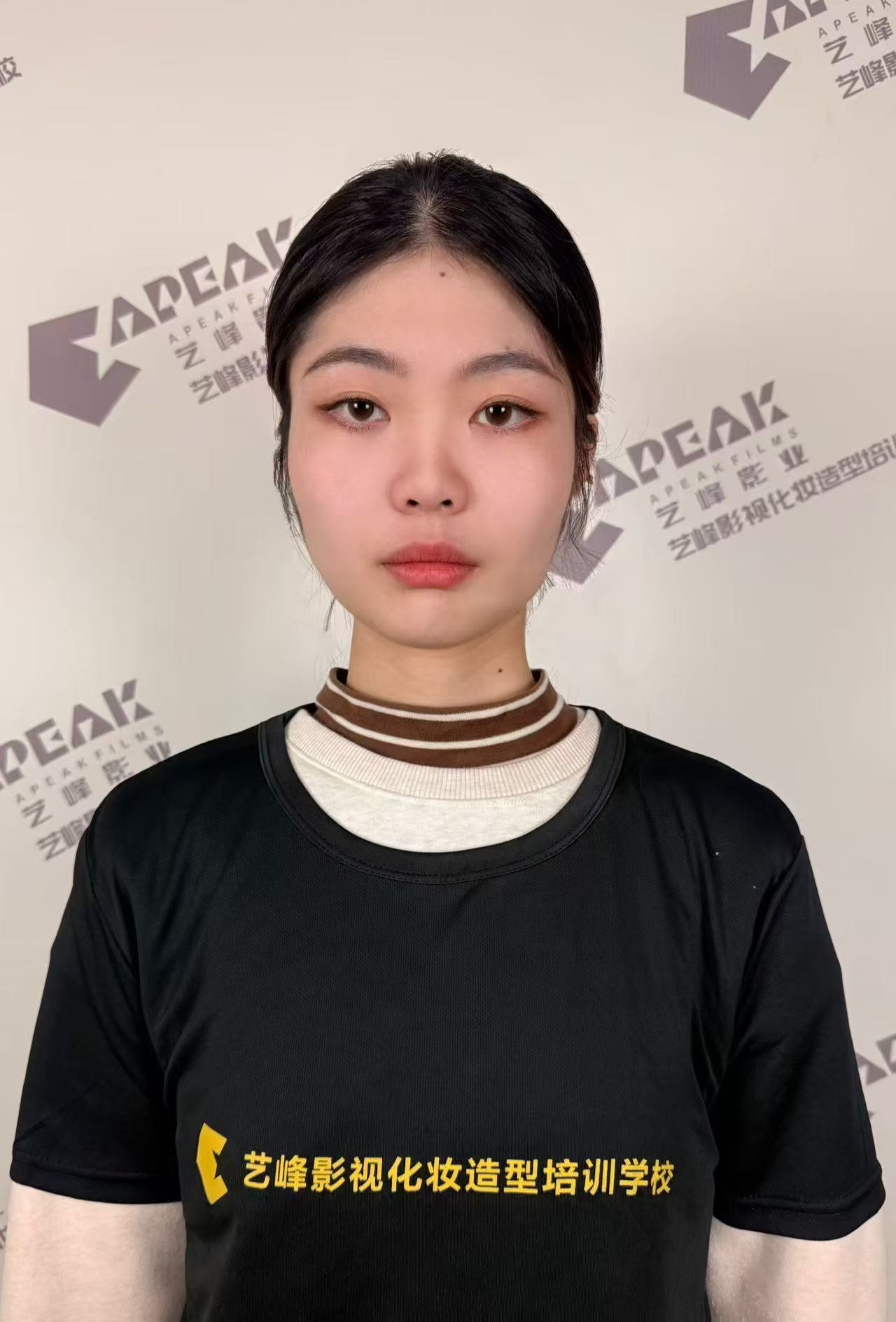周一荻 全科班